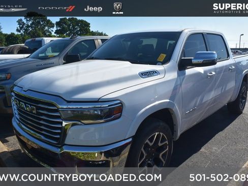 Used 2025 RAM 1500 Laramie AWD/4WD image 1