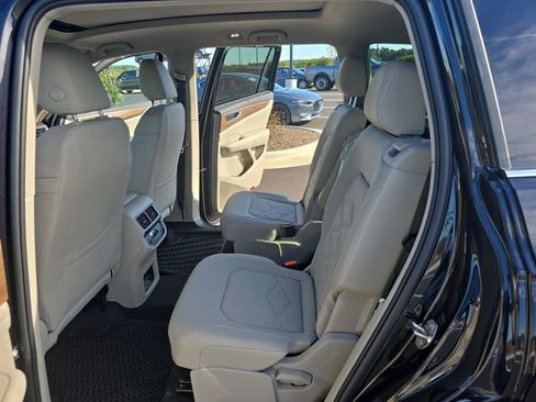 New 2026 Volkswagen Atlas SE image 18