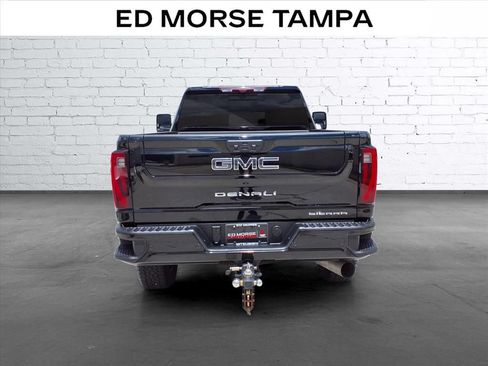 Used 2025 GMC Sierra 3500 Denali Ultimate AWD/4WD image 4