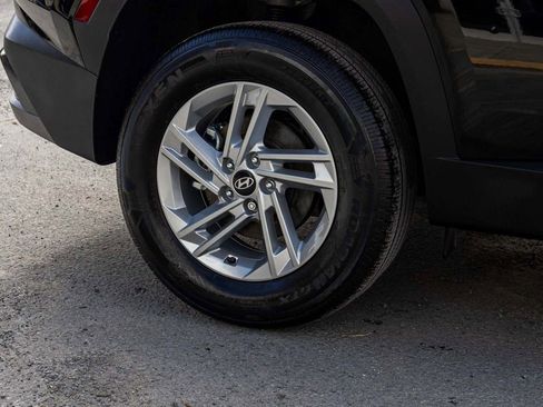 Used 2025 Hyundai Tucson SE image 10