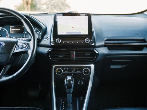 Used 2020 Ford EcoSport Titanium image 28