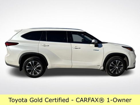 Certified 2021 Toyota Highlander XLE image 7