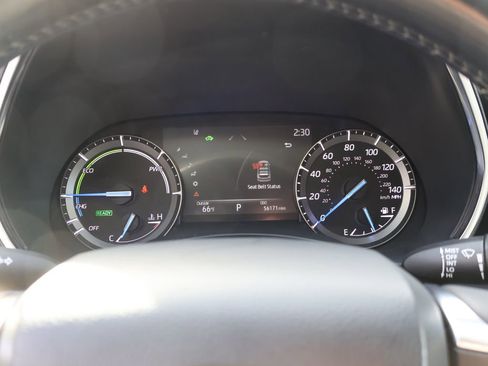 Used 2021 Toyota Highlander Limited image 37