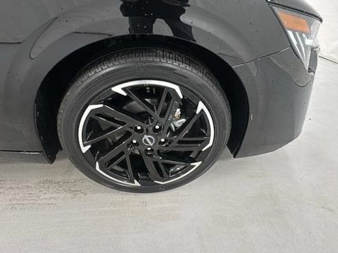 New 2026 Nissan Sentra SR image 9