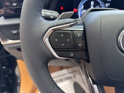 New 2026 Lexus RZ 450e AWD image 10