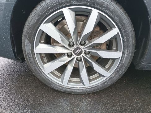 Used 2021 Audi A4 2.0T Premium w/ Convenience Package image 40