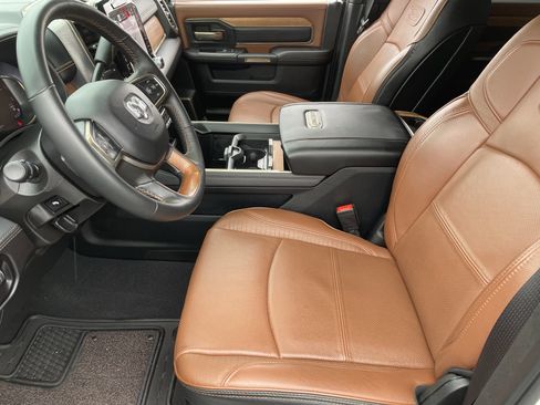 Used 2024 RAM 2500 Limited image 18