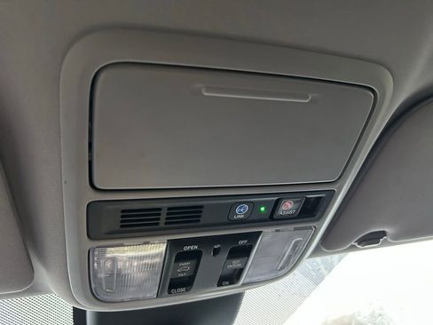 Used 2022 Honda Odyssey Touring image 33