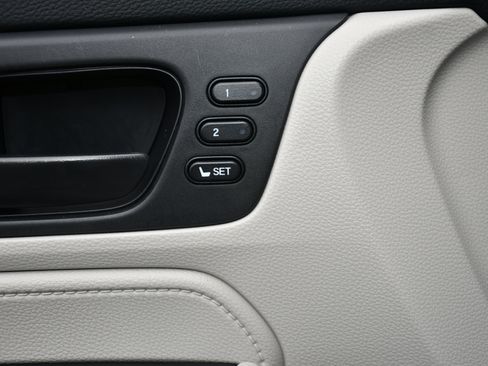 Certified 2025 Honda Odyssey EX-L image 12