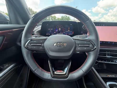 Used 2024 Chevrolet Traverse RS w/ LPO, Floor Liner Package AWD/4WD image 11
