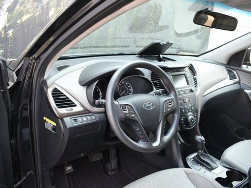 Used 2017 Hyundai Santa Fe Sport FWD image 14