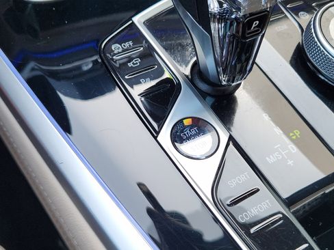 Used 2022 BMW ALPINA XB7 image 22