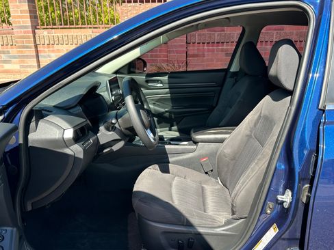 Used 2020 Nissan Altima 2.5 S FWD image 6