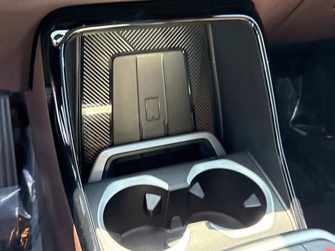 Certified 2025 BMW X2 xDrive28i image 23