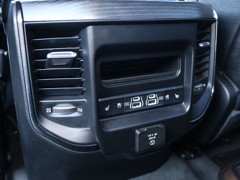 Used 2023 RAM 1500 Limited AWD/4WD image 28