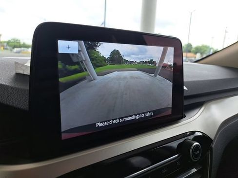 Used 2020 Ford Escape SE FWD image 11