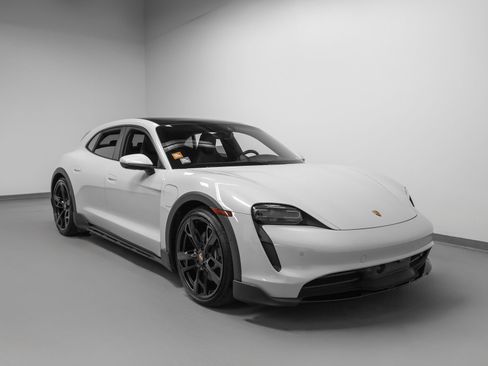 Certified 2023 Porsche Taycan 4 Cross Turismo AWD/4WD image 10