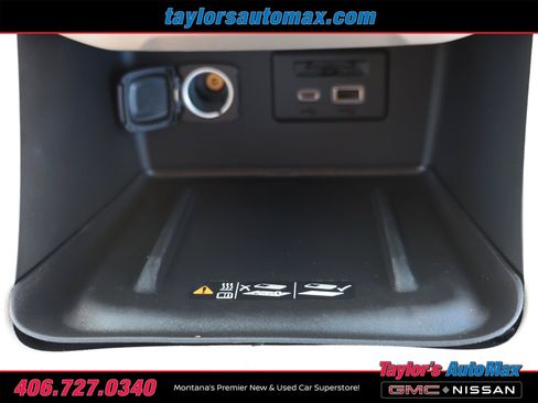 Used 2023 GMC Acadia Denali w/ Denali Ultimate Package AWD/4WD image 29