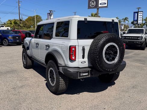 New 2026 Ford Bronco Badlands w/ Sasquatch Package image 10