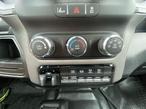 Used 2024 RAM 3500 Tradesman w/ Safety Group AWD/4WD image 32