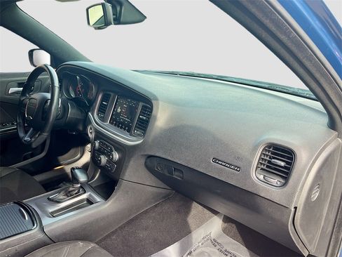 Used 2021 Dodge Charger SXT w/ Driver Convenience Group image 28