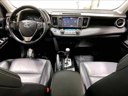 Used 2018 Toyota RAV4 Limited AWD/4WD image 15