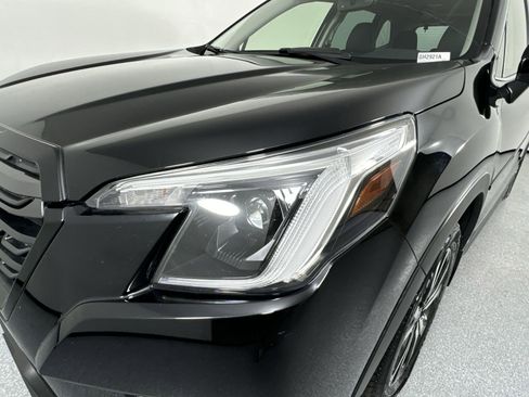 Used 2023 Subaru Forester Limited image 28