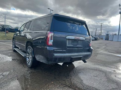 Used 2018 GMC Yukon XL Denali w/ Denali Ultimate Package image 28