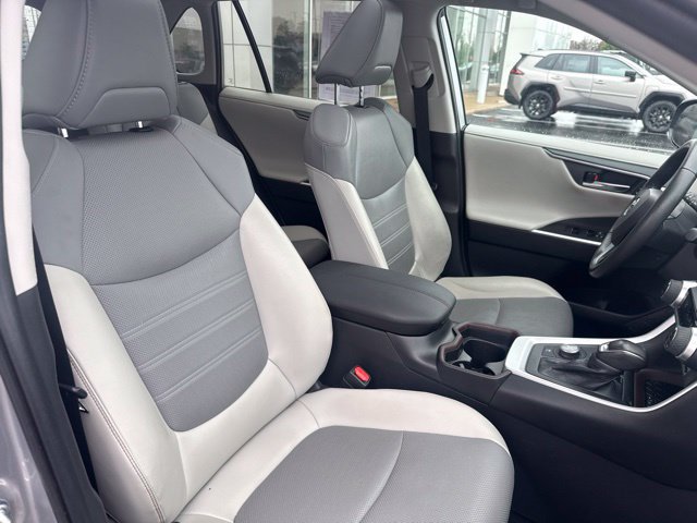Certified 2020 Toyota RAV4 Limited AWD/4WD image 31