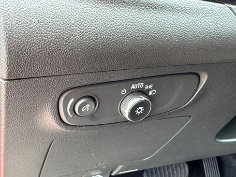 Used 2024 Buick Encore GX Sport Touring w/ Comfort Package image 29