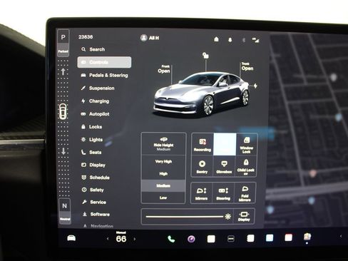 Used 2022 Tesla Model S Plaid image 23