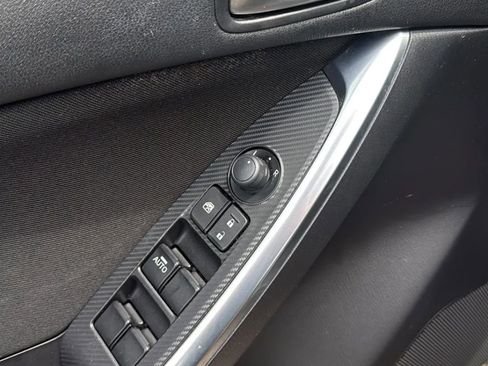 Used 2016 MAZDA CX-5 Touring image 12