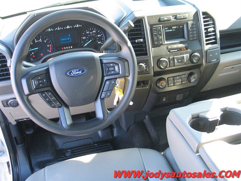 Used 2022 Ford F350 XL w/ Power Equipment Group AWD/4WD image 6