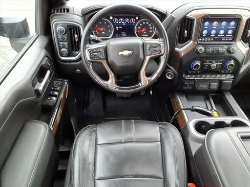 Used 2021 Chevrolet Silverado 3500 High Country w/ LPO, Hitch Package image 13