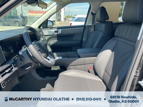 Used 2026 Hyundai Santa Fe SEL FWD image 4