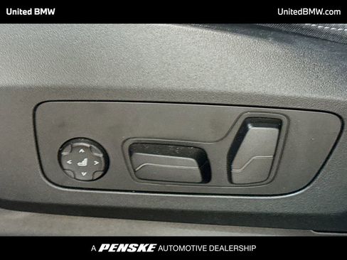 Used 2025 BMW X1 xDrive28i image 4