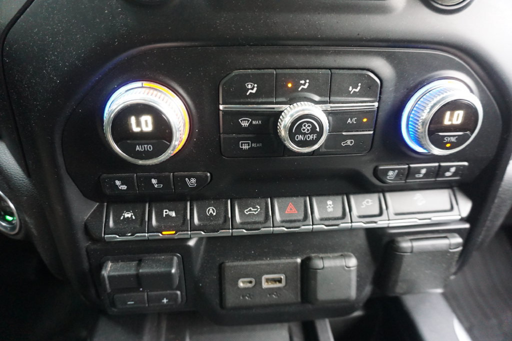 Used 2019 GMC Sierra 1500 AT4 w/ AT4 Premium Package AWD/4WD image 12