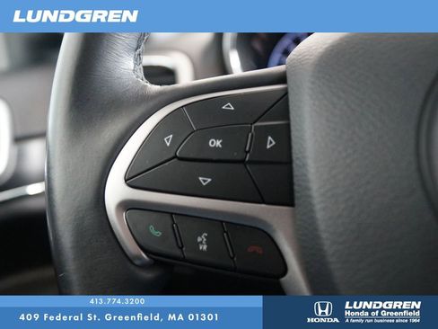 Used 2019 Jeep Grand Cherokee Limited w/ Luxury Group II image 20