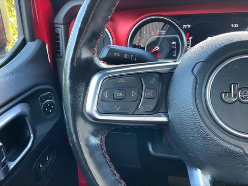 Used 2020 Jeep Wrangler Unlimited Rubicon AWD/4WD image 30