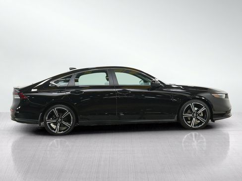Used 2024 Honda Accord Sport image 6