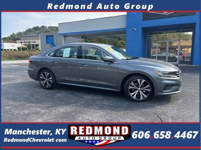 Used 2021 Volkswagen Passat 2.0T SE
