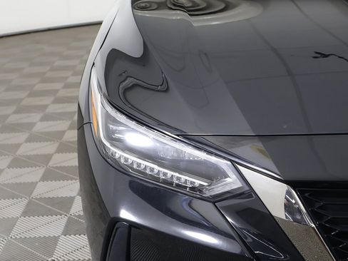 Used 2023 Nissan Sentra SR w/ SR Premium Package image 14