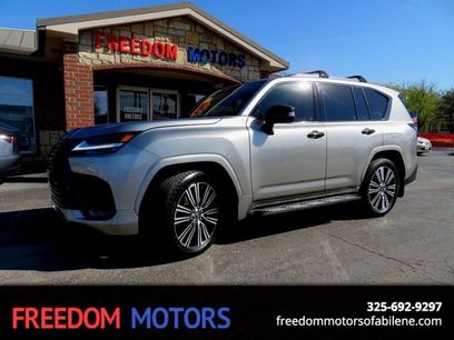 Used 2024 Lexus LX 600 4WD w/ Appearance Package