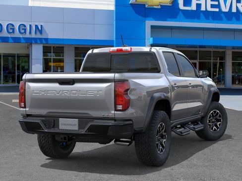 New 2026 Chevrolet Colorado ZR2 w/ Technology Package AWD/4WD image 4