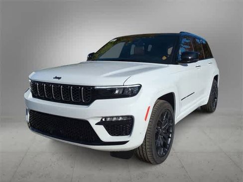 New 2025 Jeep Grand Cherokee Summit image 4