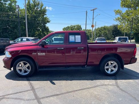 Used 2017 RAM 1500 Express AWD/4WD image 8