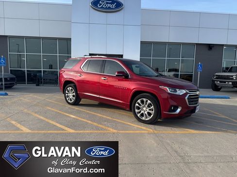 Used 2018 Chevrolet Traverse Premier image 1
