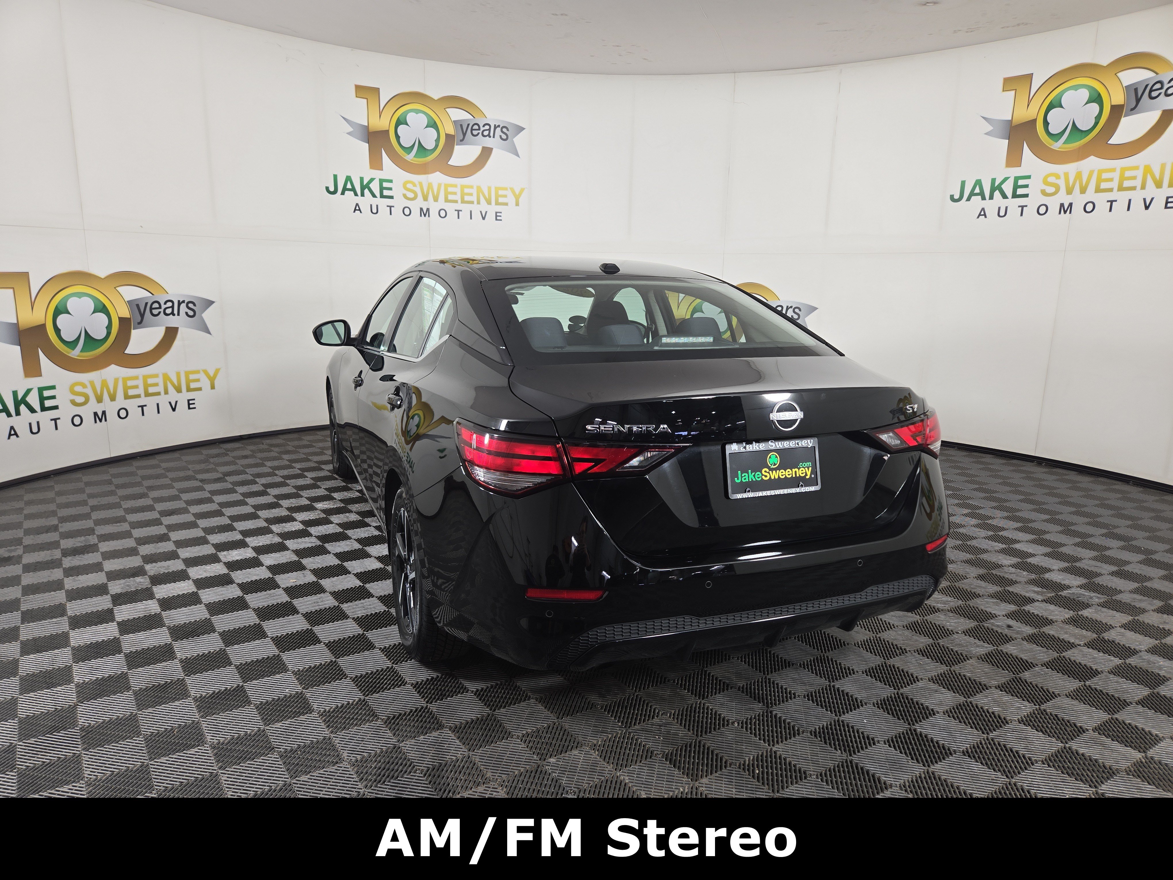 Used 2024 Nissan Sentra SV FWD image 6