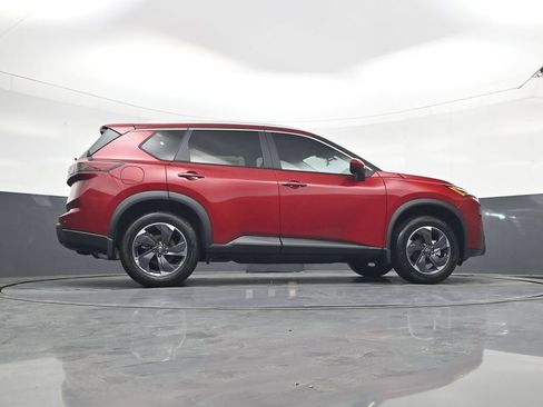 New 2026 Nissan Rogue SV w/ Cold Weather Package AWD/4WD image 16