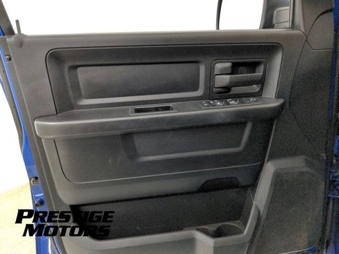 Used 2018 RAM 1500 Express w/ Express Value Package AWD/4WD image 21